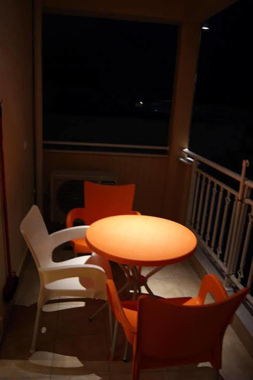 Marie Claire Studios Olympiakí Aktí Extérieur photo